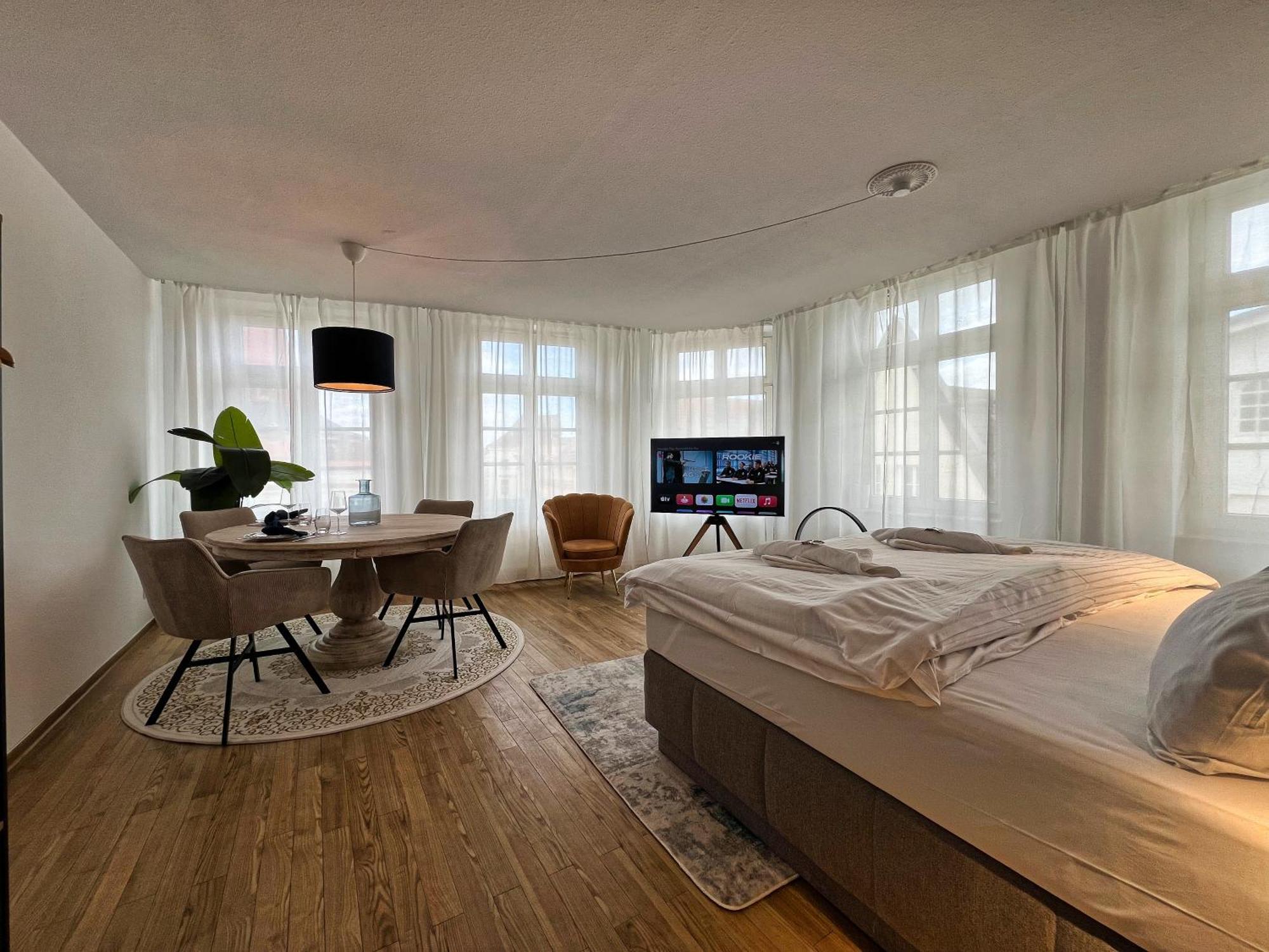 Nr 3 Lichtdurchflutetes Apartment Am Historischen Marktplatz 66 Qm #Cosiness Company 23 Schwerin  Eksteriør bilde